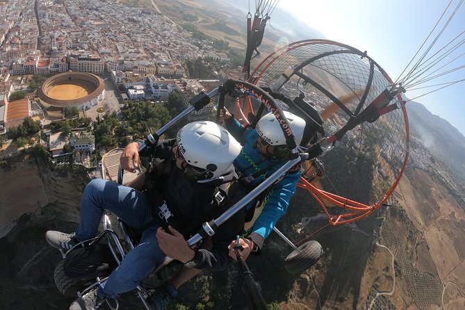 30-minute paramotor flight in Ronda - How the paratrike flight works in real time