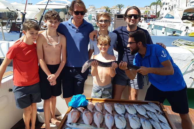 4 Hours Bottom Fishing Day by boat from Marbella - Bottom fishing on anchor: where the tension actually happens
