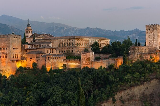 Alhambra and Albaicin Private Day Trip from Malaga - Alhambra and Albaicín from Malaga: the big idea