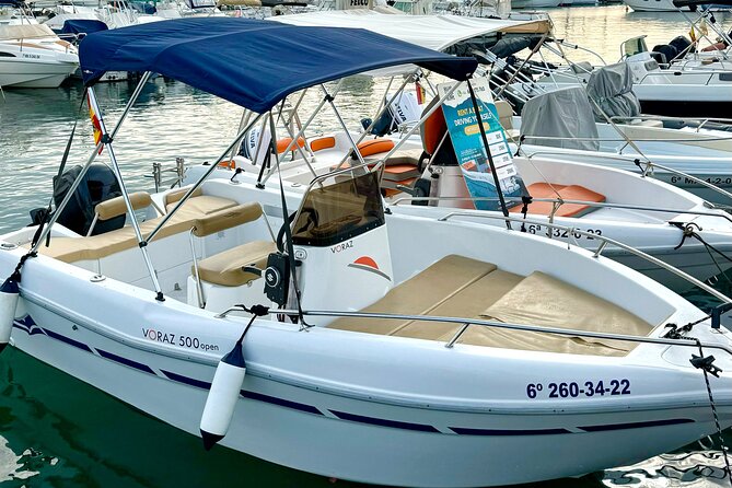 Alquiler de barco sin titulacion en Malaga - First look at the Oceanautic boat rental in Málaga