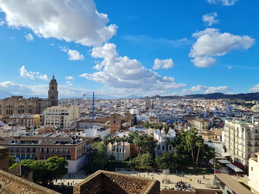 Audioguide City Walk Malaga for cruises (German & English) - How a self guided Malaga walk fits a cruise day