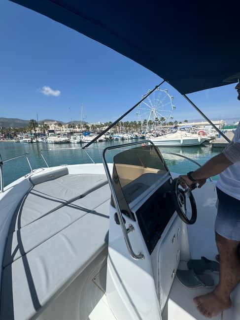Benalmádena: Alquiler de barcos sin licencia Costa del Sol - One watch-out before you go