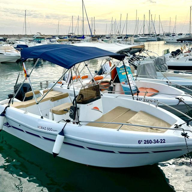 Benalmádena: Alquiler de barcos sin licencia Costa del Sol - Photo stop, picnic time, and anchoring for swimming and snorkeling