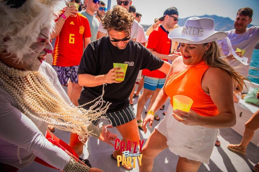 Benalmadena: Boat Party with a Drink - Views on the Costa del Sol: cruise time that feels like a city night out