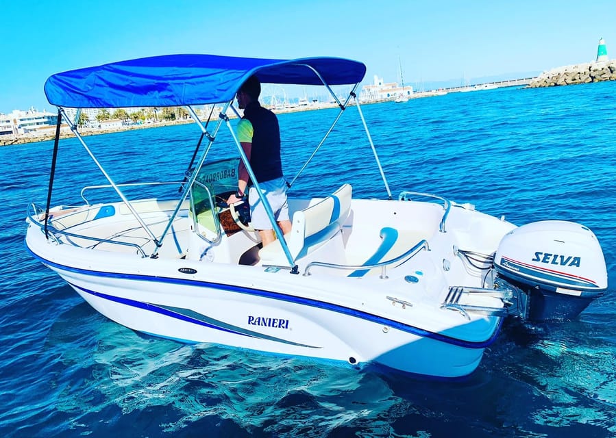 Benalmadena: Boat Rental without License Required - Staying in Control: Check-in, Handling Briefing, and the Boat Handoff
