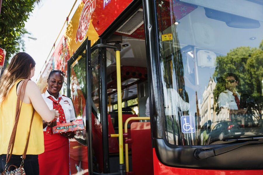 Benalmadena: City Sightseeing Hop-On Hop-Off Bus Tour - Finding Stop 1 Puerto Marina when it is moved