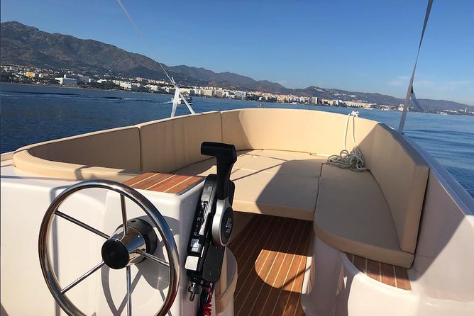 Boat Rental without License Puerto Banus - Comfort and boat condition, what to expect
