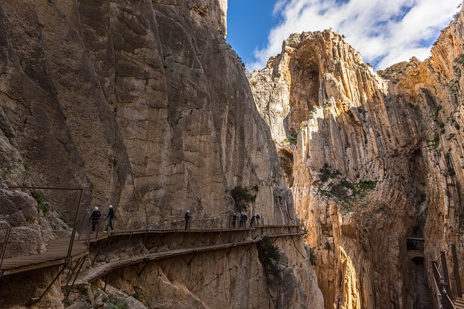 Caminito del Rey and Ardales Guided Tour from Costa del Sol - Hiking pace, group size, and why you should show up on time