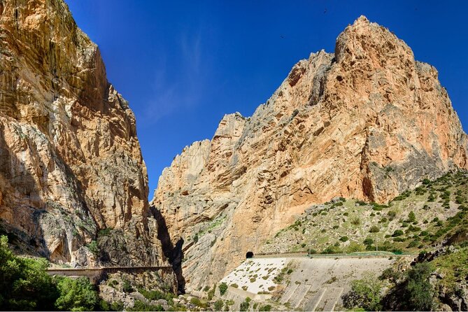 Caminito del Rey Day Trip from Costa del Sol - Photo strategy for the best angles without rushing