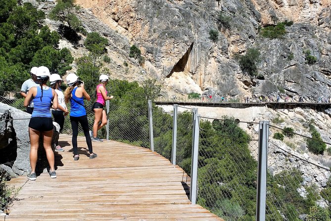Caminito del Rey Group Tour directly from Malaga - Road to Ardales, then your short warm-up at El Kiosko