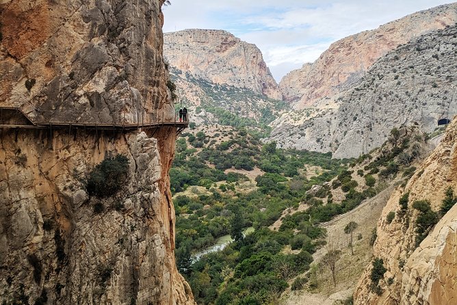 Caminito del Rey Small Group Tour from Malaga with Picnic - The Picnic Lunch: Local Food Without Carrying a Pack