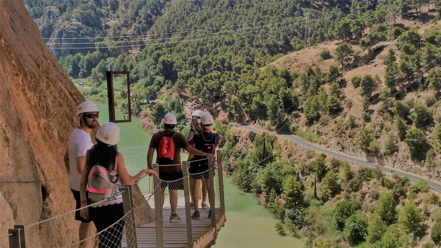 Caminito del Rey: Trekking Tour with Hiking Guide - Safety reality check: why people fear it, and why most still love it
