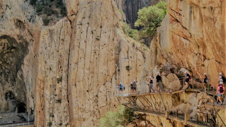 Caminito del Rey: Trekking Tour with Hiking Guide - Where you finish: Acceso Norte, and getting back