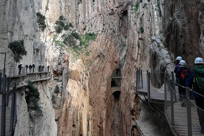 Caminito del Rey Trekking Walkway - What to wear and bring for an easy day that still feels scary