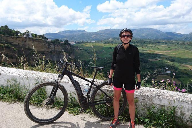 e-Bike (Self-Guided) Setenil Circular - 41km Easy - Getting started in Ronda: meeting point and first moments