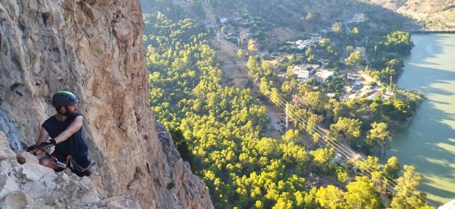 El Chorro: Climb Via Ferrata at Caminito del Rey - Should you book the El Chorro Via Ferrata?