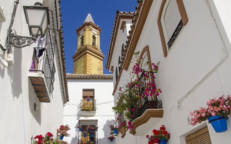Estepona best kept secrets: City bike guided tour - Why Estepona feels made for an easy bike tour
