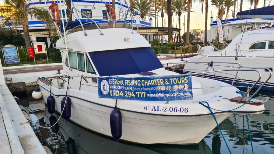 Estepona: Fishing Tour StartFisher 1060 - Weather, sun, and motion tips that actually help