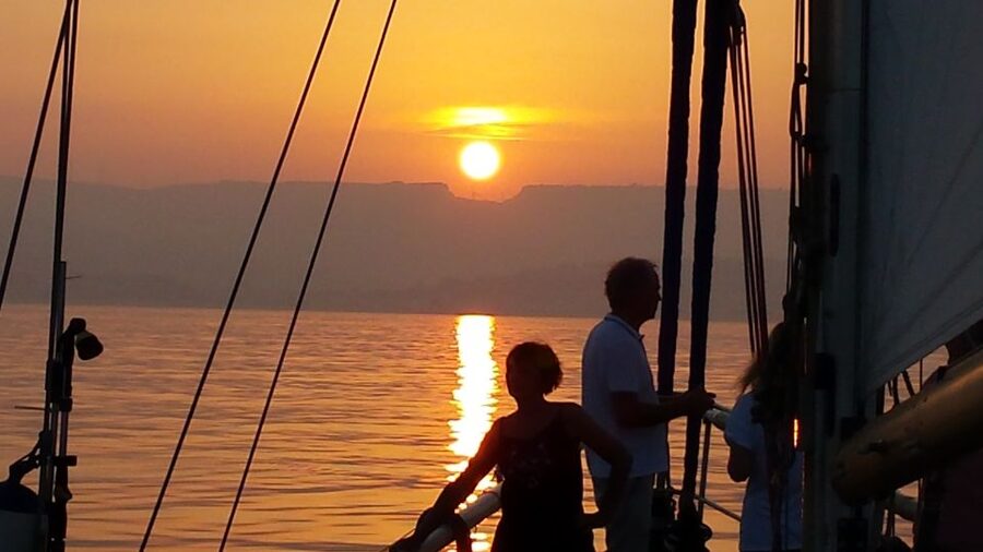 Estepona: Sunset Sailboat Cruise with Drink - Key Highlights You Should Know Before You Go