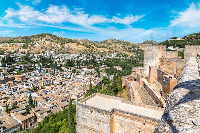 For Cruise Passengers ONLY: Granada and Alhambra from Malaga Port - Generalife Gardens: The Place to Breathe and Photograph
