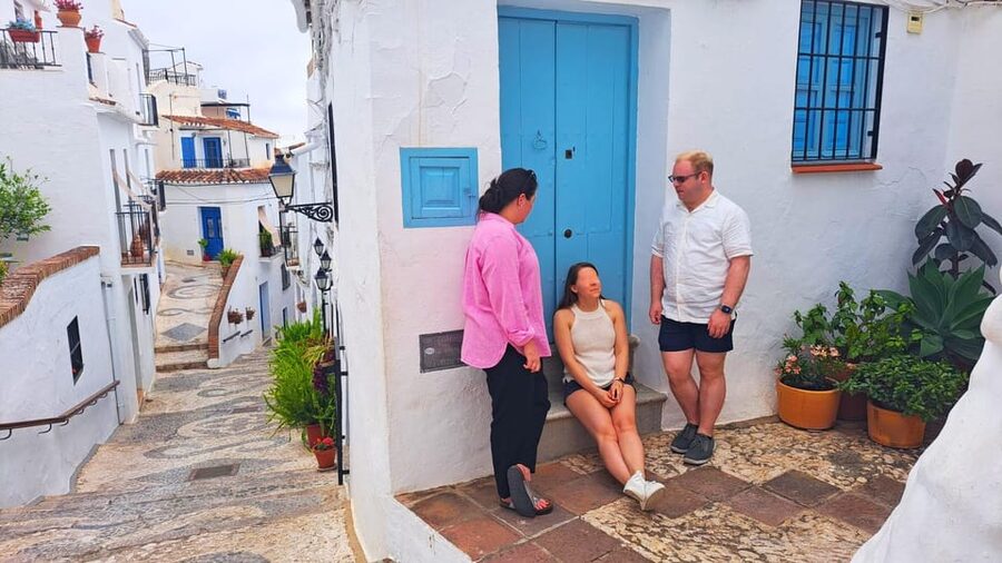 Frigiliana: Private walking tour - Meeting at Palacio de los Condes, or El Ingenio