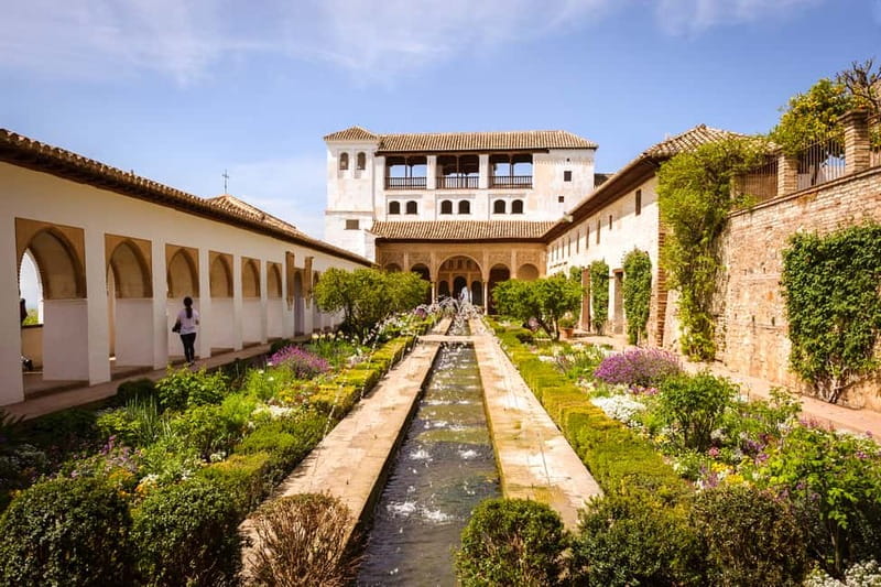 From Costa del Sol: Granada Full-Day Tour - Walking, timing, and the logistics that affect comfort