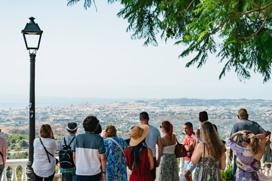 From Costa del Sol: Mijas, Marbella and Puerto Banús Tour - Marbella by Bus and Foot: Panoramic Views and a City Walk