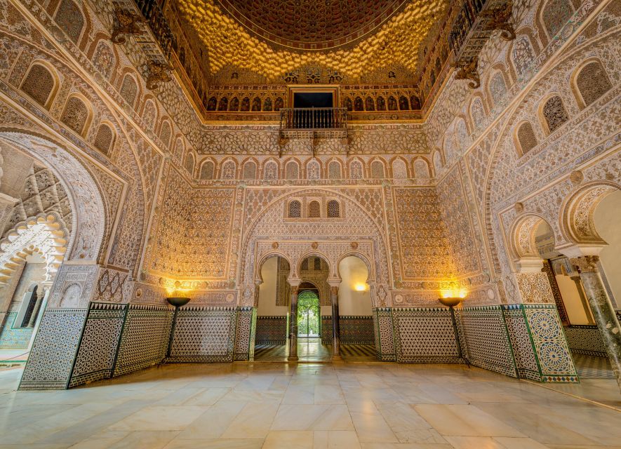 From Costa del Sol: Sevilla Day Trip with Real Alcázar Tour - 10-hour reality check: the Costa del Sol to Seville bus rhythm
