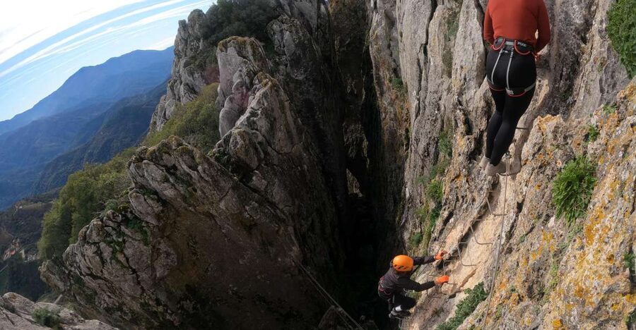 From Estepona: Vía Ferrata de Benalauria climbing tour - Your guide and the safety system, especially for first-timers