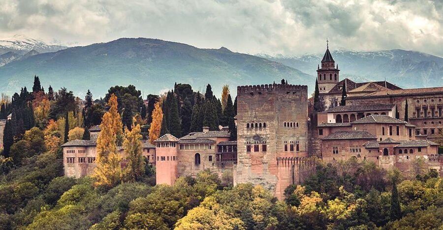 From Malaga: Alhambra and Royal Chapel with Entry Tickets - Key things to know before you go