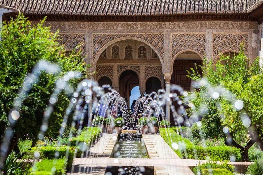 From Malaga: Alhambra and Royal Chapel with Entry Tickets - Royal Chapel of Granada: the Catholic Monarchs connection