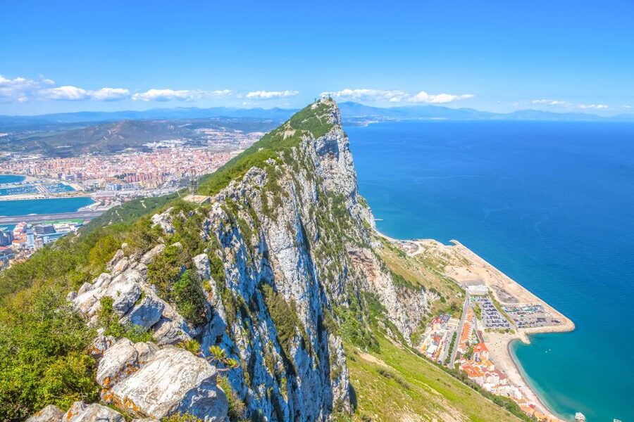 From Malaga and Costa del Sol: Gibraltar Shopping Tour - Key highlights you should clock before you go