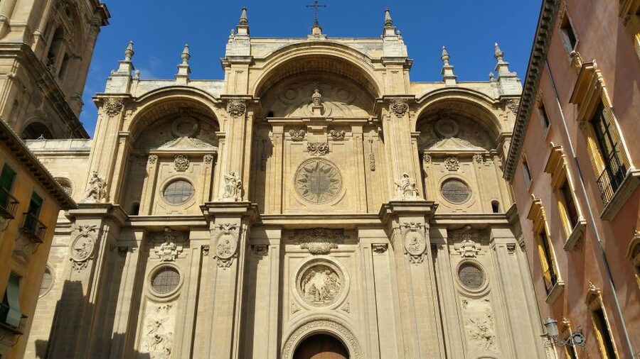 From Malaga and Costa Del Sol: Granada Day Trip - Breakfast, food, and what you should budget extra