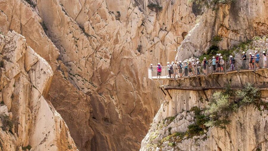 From Málaga: Caminito del Rey Day Trip by Bus - Walking the Caminito del Rey: the King Alfonso XIII route and why it still thrills