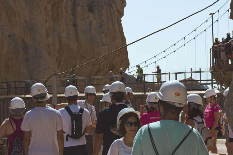 From Málaga: Caminito del Rey Full-Day Tour - Conde de Guadalhorce Dam: The Stop That Makes the Walk Click