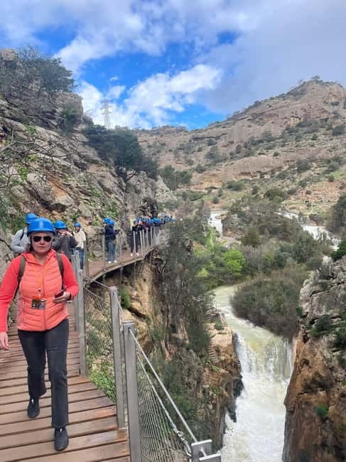 From Malaga: Caminito del Rey guided tour + round-trip transportation - Stop-by-stop breakdown: what each part gives you