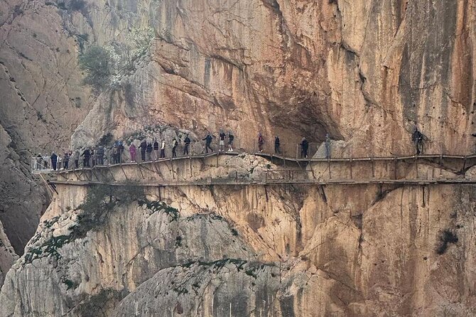 From Malaga: Caminito del Rey tour with Private Transportation - The access route: getting to the main entry without fuss