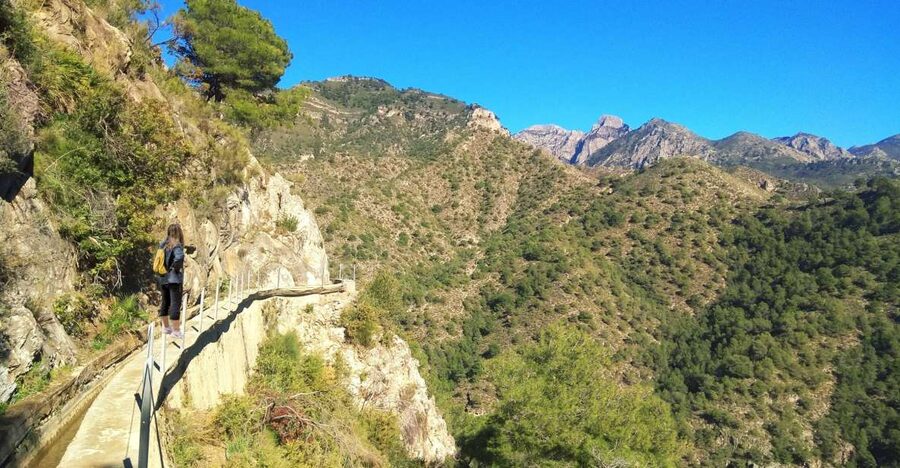 From Málaga: Frigiliana Hiking Tour with Wine & Appetizers - Key moments you will remember