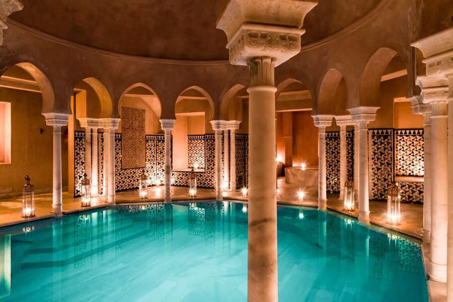 From Malaga: Hammam Bath, Kessa and Relaxing Massage Tour - The baths and steam rooms: cold-hot-warm is the main event after the scrub