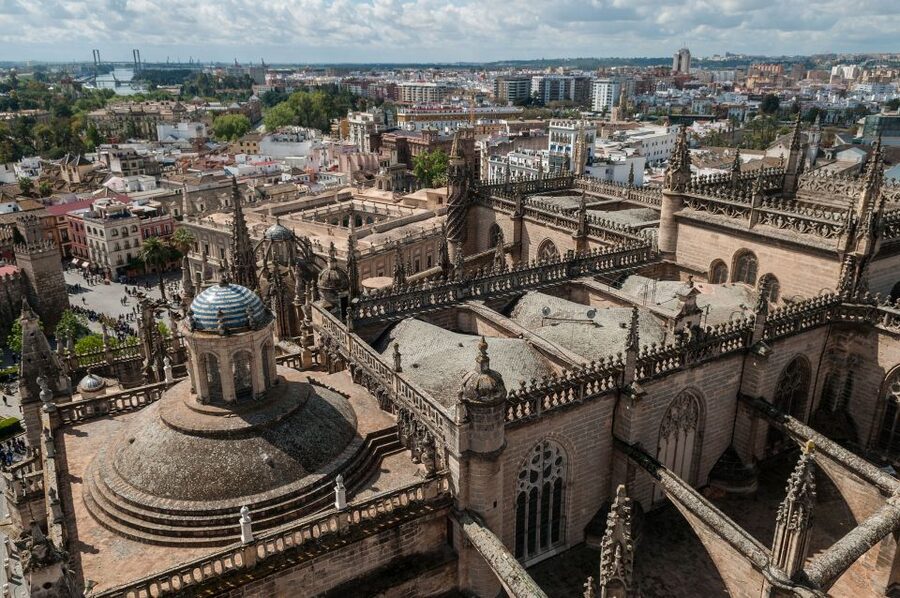 From Malaga: Private Seville, Alcazar and Cathedral Day Trip - What to pack and how to make the day easier