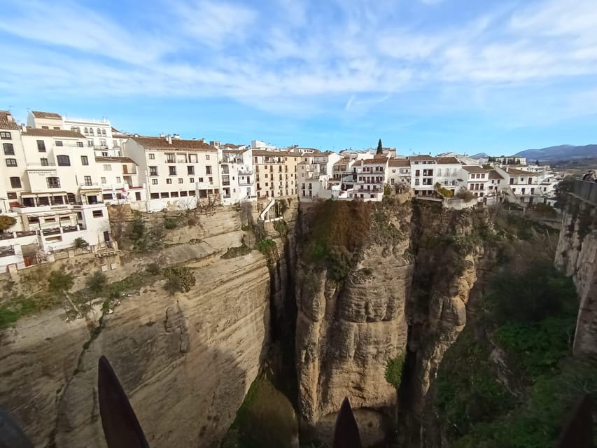 From Malaga: private tour Ronda and Setenil de las Bodegas - Timing, Free Time, and the Real-Life Food Plan
