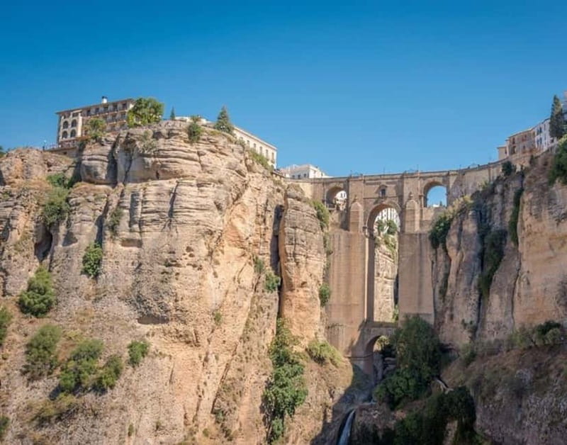 From Malaga: Ronda & Setenil de las Bodegas Guided Day Trip - Meet your guide in Malaga and start with an easy win