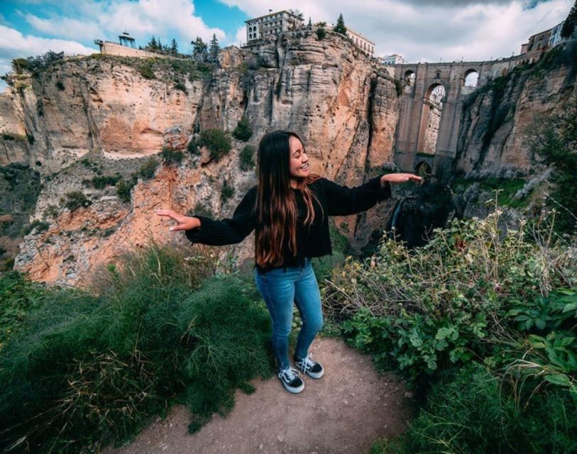 From Malaga: Ronda & Setenil de las Bodegas Guided Day Trip - Should you book the Ronda and Setenil guided day trip?