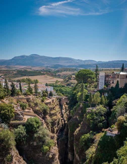 From Malaga: Ronda & Setenil de las Bodegas Guided Day Trip - What to bring for a smooth day in Ronda and Setenil