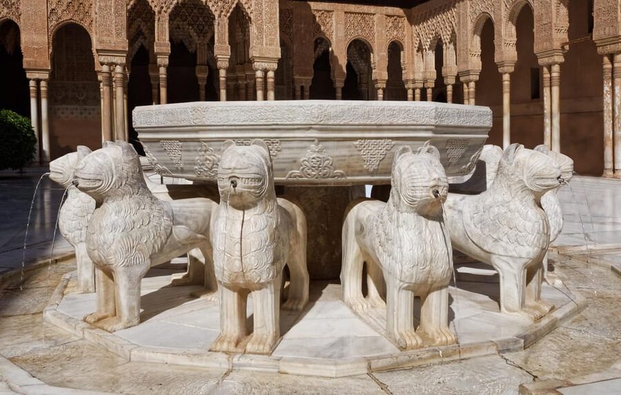 From Málaga: Sunset Alhambra Tour with Tickets - What to do with rules, walking, and the practical stuff