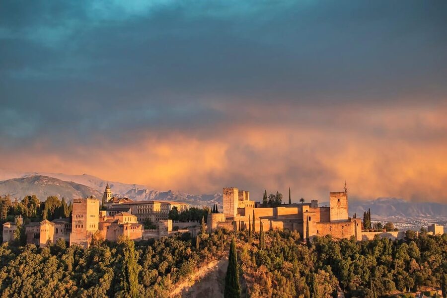 From Málaga: Sunset Alhambra Tour with Tickets - Málaga to the Alhambra, why the transport time is part of the value