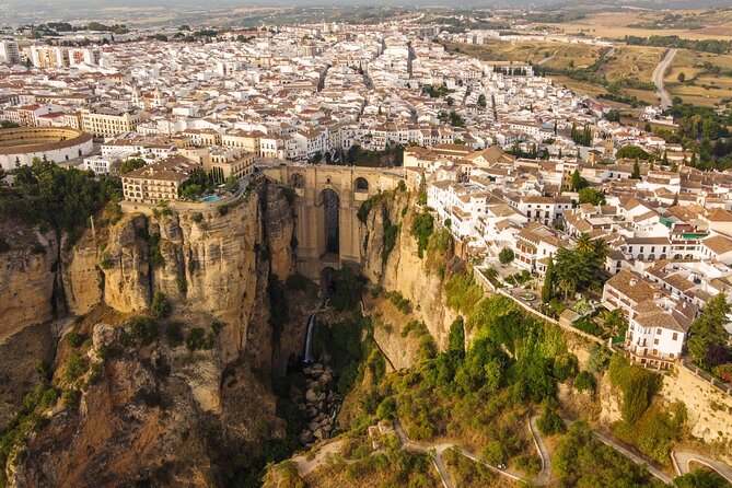 From Marbella: private daytrip to Ronda - The 2-hour guided tour in Ronda: what you’ll actually see