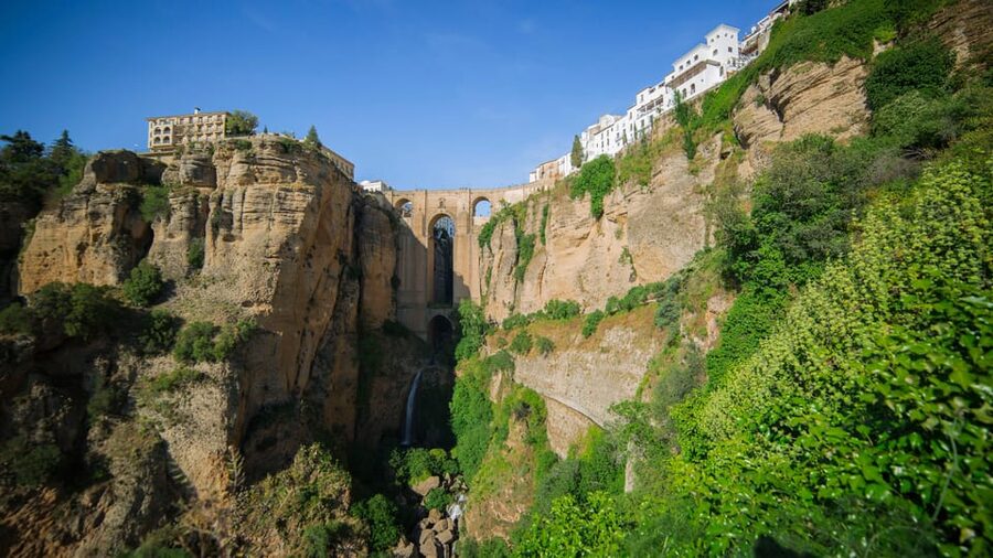 From Nerja/Almunecar: Ronda Day Trip with Hotel Pickup - Puente Nuevo and the Tajo de Ronda gorge, what you should look for