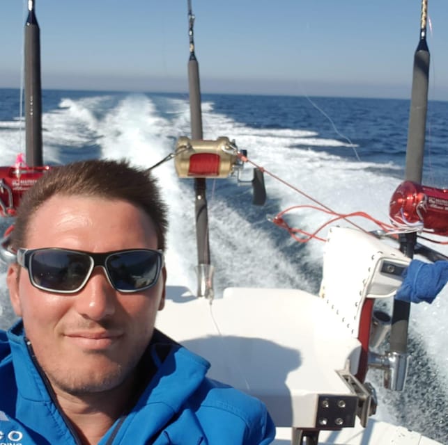 Fuengirola: 4h Trolling Fishing Trip with Snacks and Drinks - Weather reality and what to bring for a smoother ride