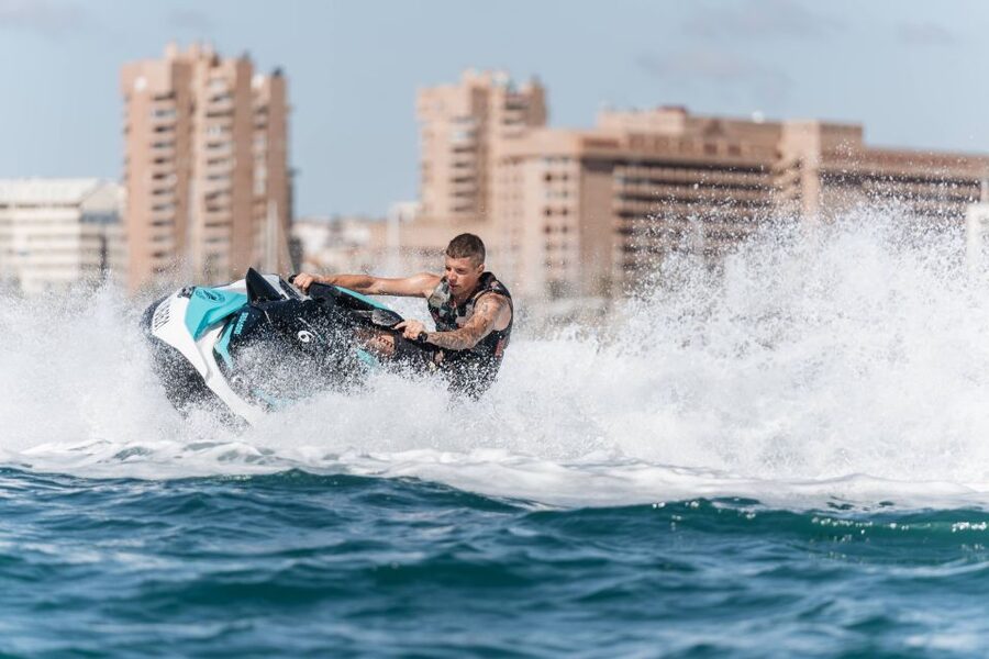 Fuengirola: Best Jet Ski Rental - Your Ride Along Costa del Sol: Speed With Structure